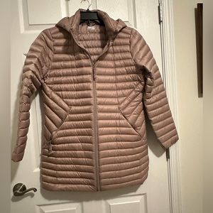 32 degrees lightweight puffer.